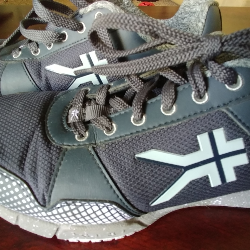 KURU Quantum Size 8 womens walking shoes